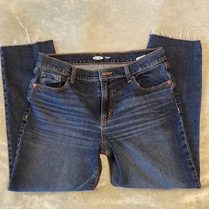 Dark blue Old Navy boyfriend jeans size 8